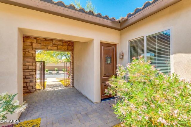 9909 S 6TH Place, Phoenix, AZ 85042