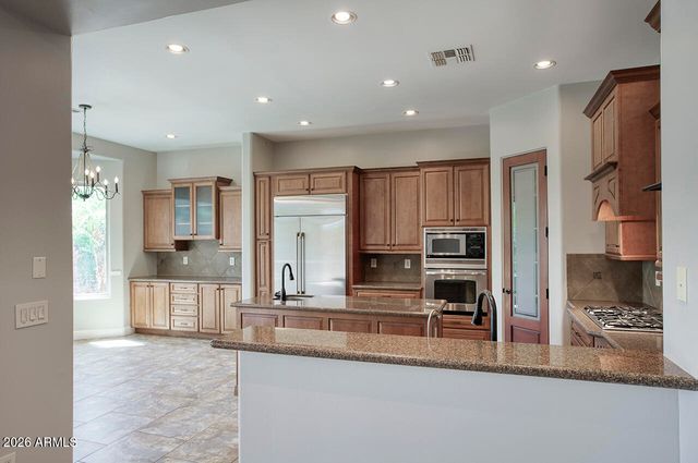 9909 S 6TH Place, Phoenix, AZ 85042