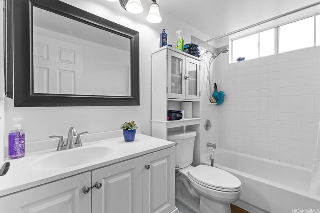 92-1202 Palahia Street Q201, Kapolei, HI 96707