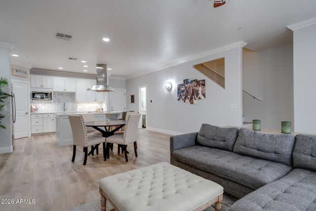 10757 N 74TH Street 1033, Scottsdale, AZ 85260