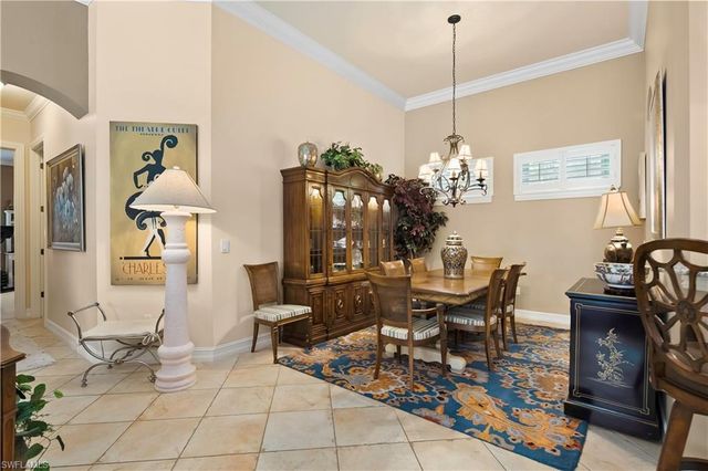 5038 Rustic Oaks CIR, Naples, FL 34105