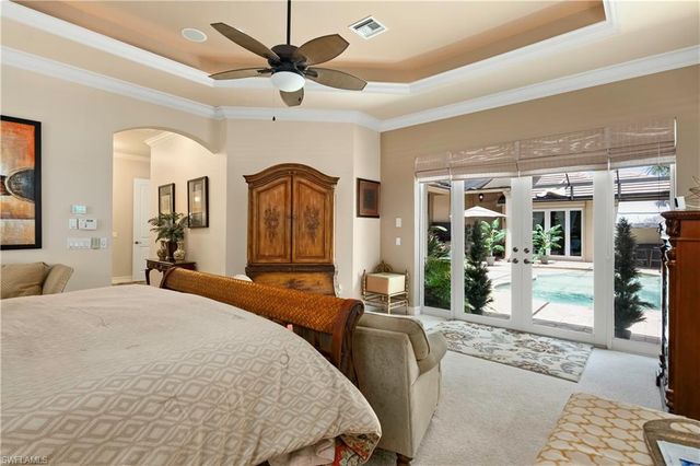 5038 Rustic Oaks CIR, Naples, FL 34105