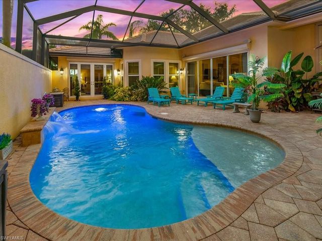 5038 Rustic Oaks CIR, Naples, FL 34105