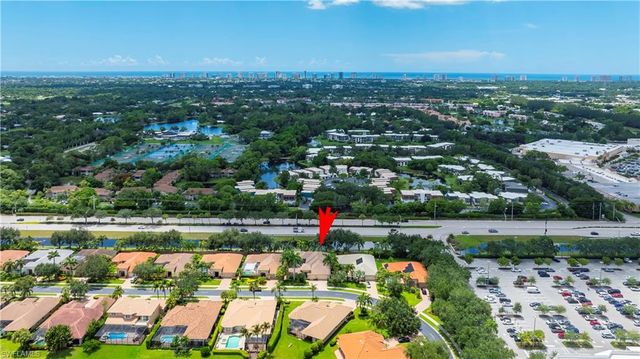 5038 Rustic Oaks CIR, Naples, FL 34105