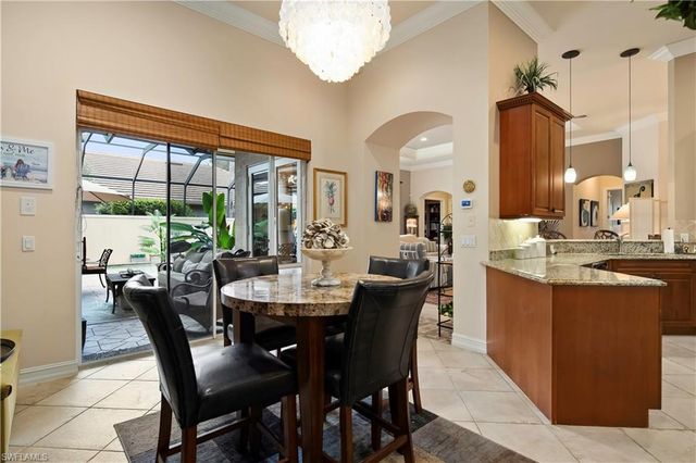 5038 Rustic Oaks CIR, Naples, FL 34105