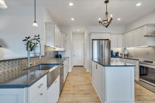 26 Royal Tern ST, Wirtz, VA 24184