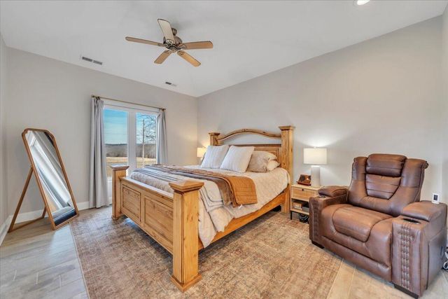 26 Royal Tern ST, Wirtz, VA 24184