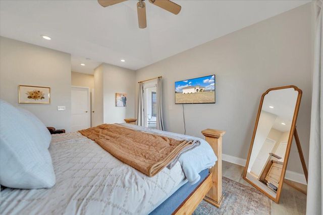 26 Royal Tern ST, Wirtz, VA 24184