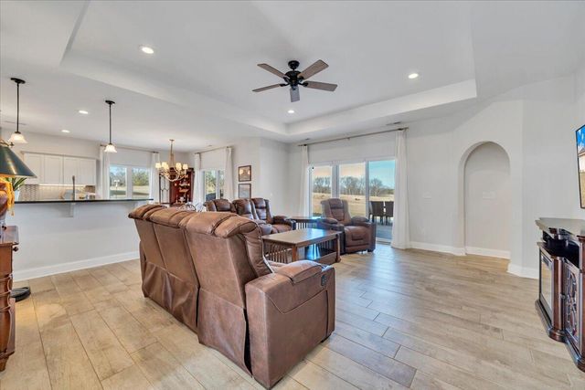 26 Royal Tern ST, Wirtz, VA 24184