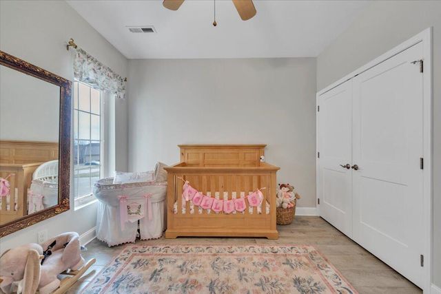 26 Royal Tern ST, Wirtz, VA 24184