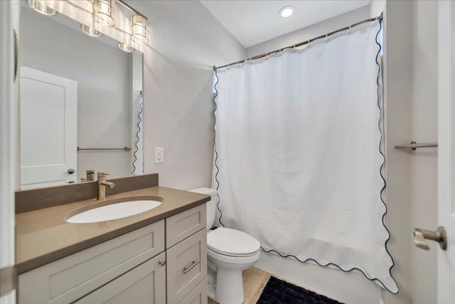 26 Royal Tern ST, Wirtz, VA 24184