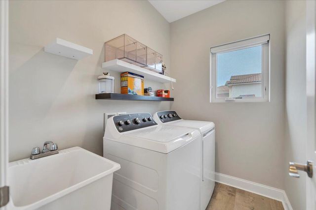 26 Royal Tern ST, Wirtz, VA 24184