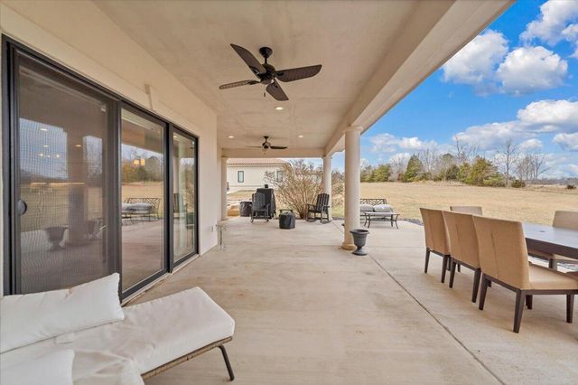 26 Royal Tern ST, Wirtz, VA 24184