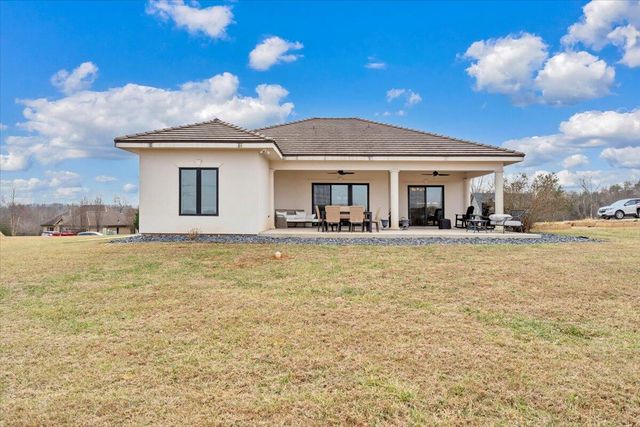 26 Royal Tern ST, Wirtz, VA 24184