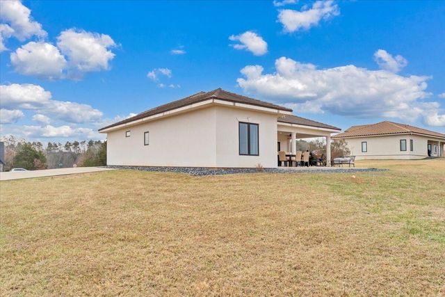 26 Royal Tern ST, Wirtz, VA 24184