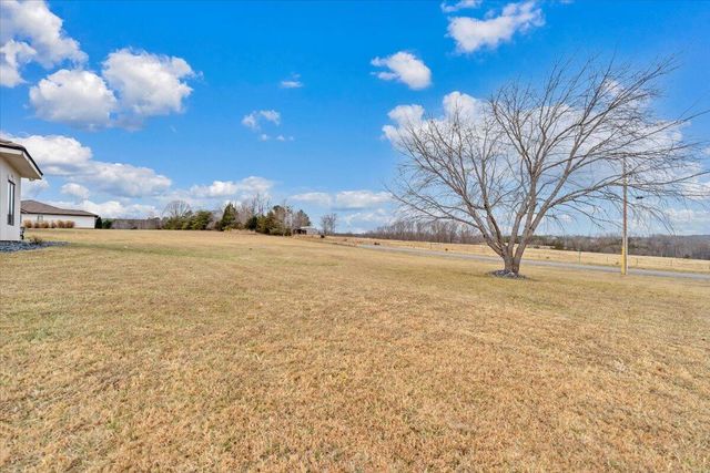 26 Royal Tern ST, Wirtz, VA 24184