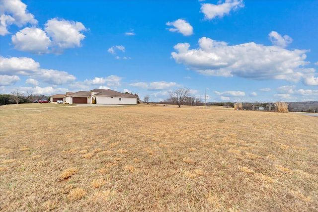 26 Royal Tern ST, Wirtz, VA 24184