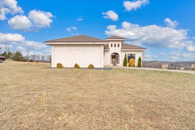 26 Royal Tern ST, Wirtz, VA 24184