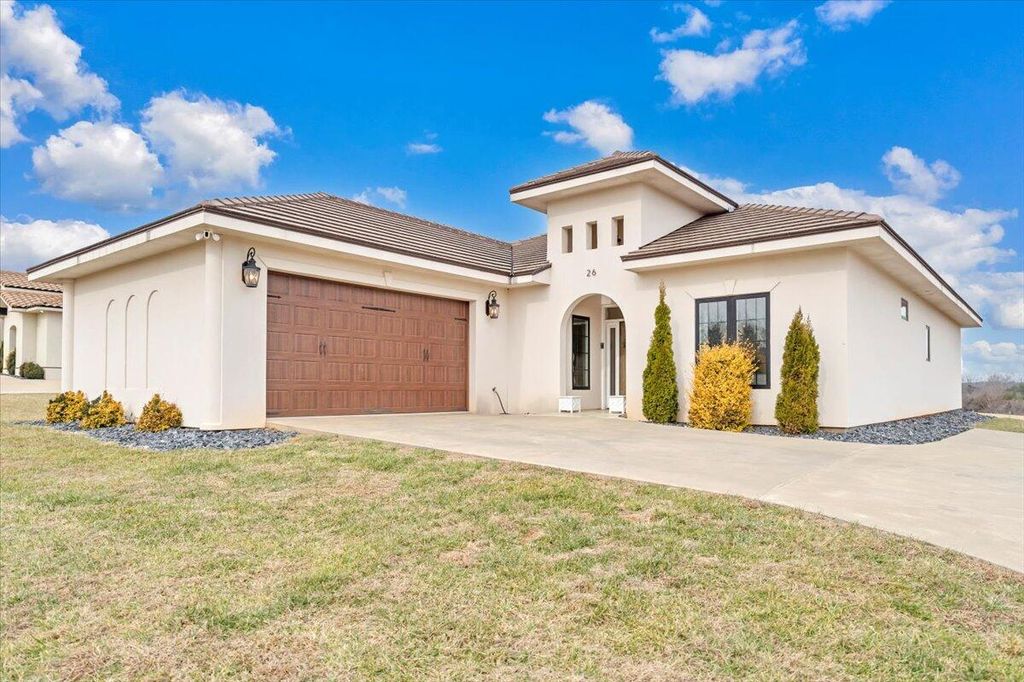 26 Royal Tern ST, Wirtz, VA 24184