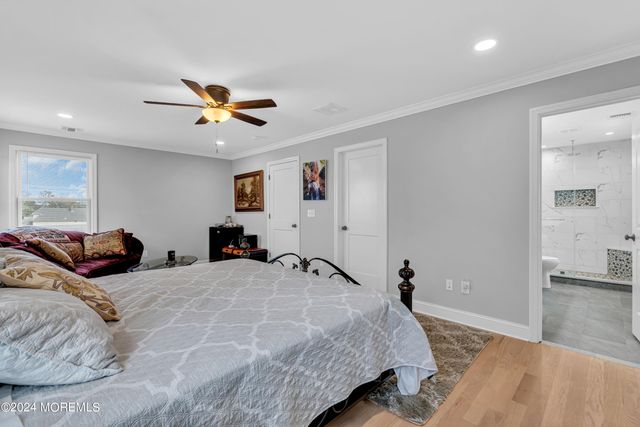 46 Hudson Avenue, Middletown, NJ 07748