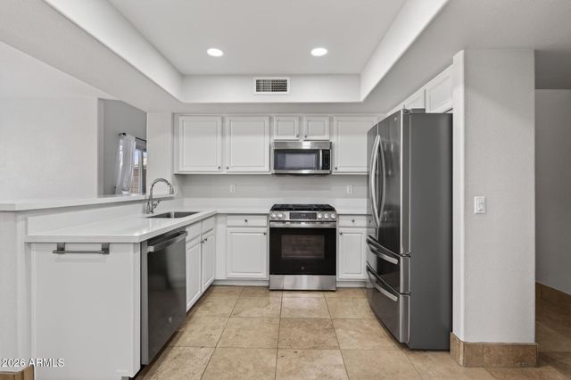 4034 E ANDERSON Drive, Phoenix, AZ 85032