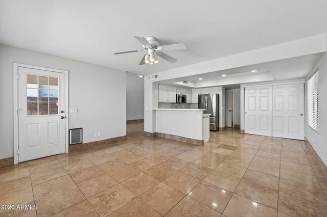 4034 E ANDERSON Drive, Phoenix, AZ 85032