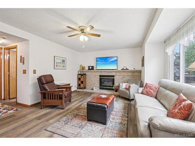 929 E 132nd Dr, Thornton, CO 80241