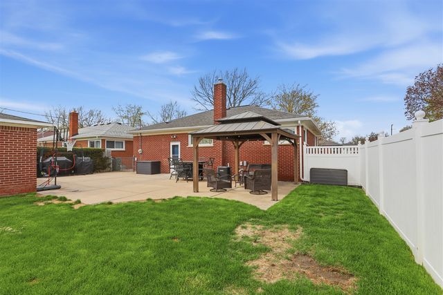 18765 Dale Avenue, Allen Park, MI 48101