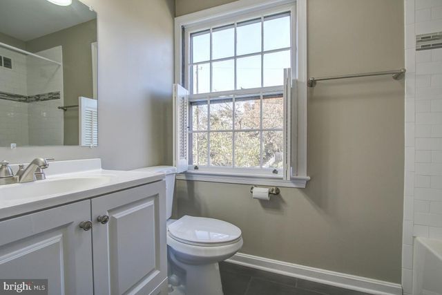 5600 BEAM CT, Bethesda, MD 20817