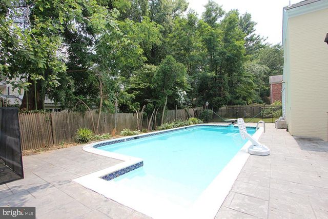 5600 BEAM CT, Bethesda, MD 20817