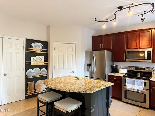 6 Sydenham Road, Durham, NC 27713