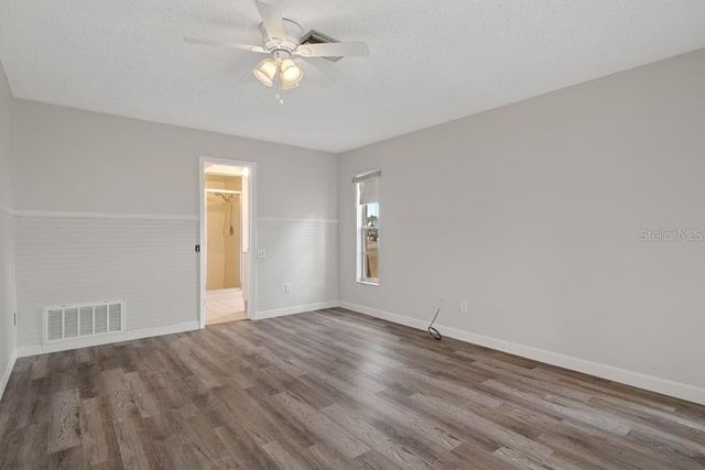 5524 GRIDLEY LANE, New Port Richey, FL 34652