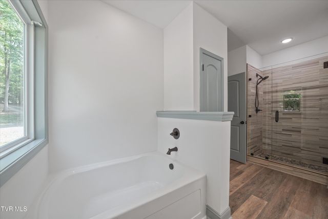 1925 Harbor Lane, Dandridge, TN 37725