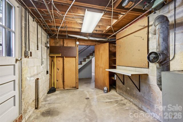 427 S Magnolia Street, Mooresville, NC 28115