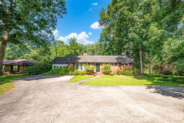 427 S Magnolia Street, Mooresville, NC 28115