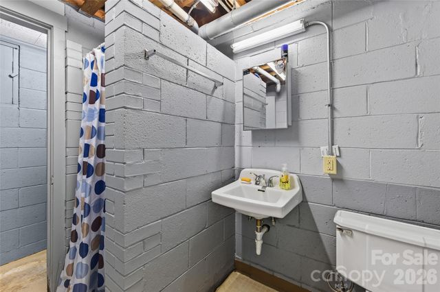 427 S Magnolia Street, Mooresville, NC 28115