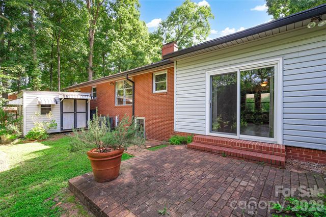 427 S Magnolia Street, Mooresville, NC 28115