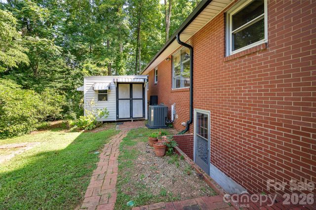 427 S Magnolia Street, Mooresville, NC 28115