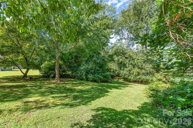 427 S Magnolia Street, Mooresville, NC 28115