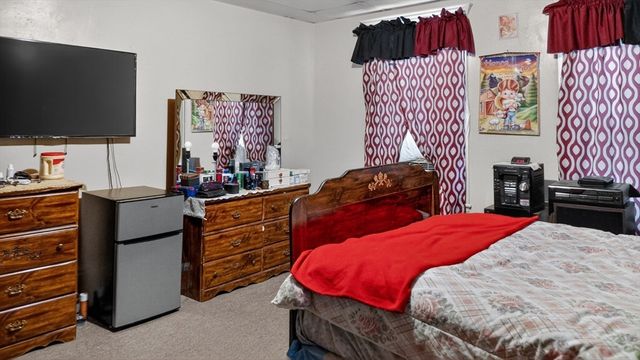 32 Franklin St, New Bedford, MA 02740