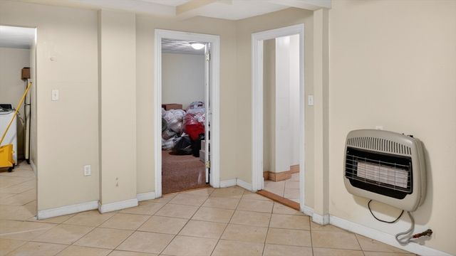 32 Franklin St, New Bedford, MA 02740