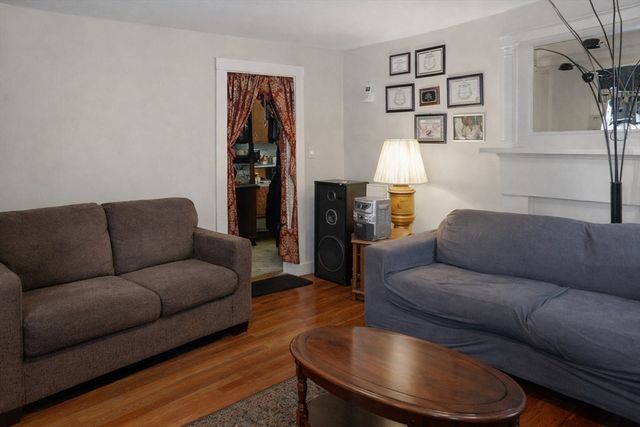 32 Franklin St, New Bedford, MA 02740