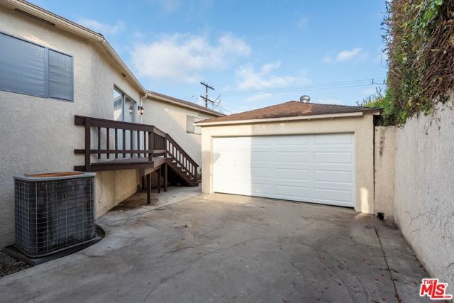 8048 Stewart Avenue, Los Angeles, CA 90045