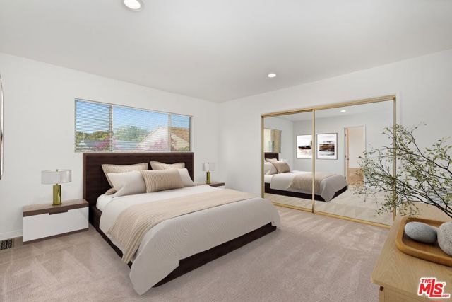 8048 Stewart Avenue, Los Angeles, CA 90045