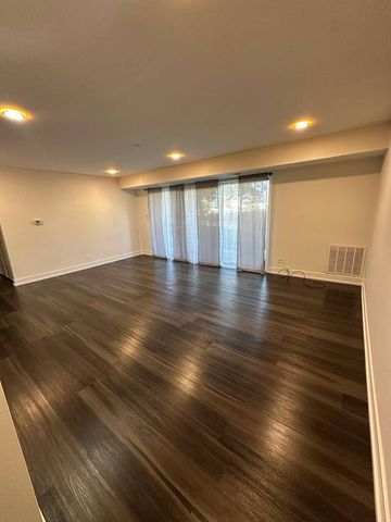 1100 E Randville Drive 110, Palatine, IL 60074