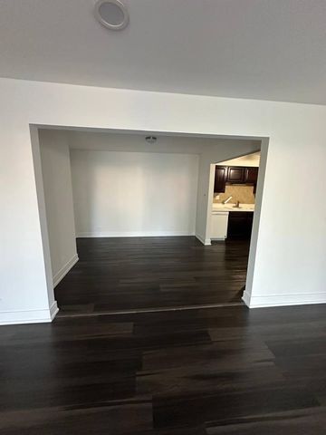 1100 E Randville Drive 110, Palatine, IL 60074