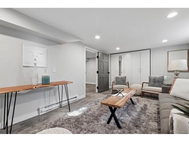 3137 W 34th Ave, Denver, CO 80211