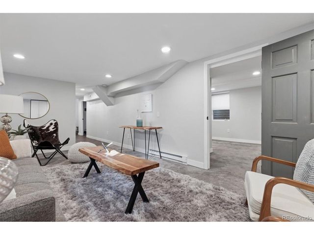 3137 W 34th Ave, Denver, CO 80211