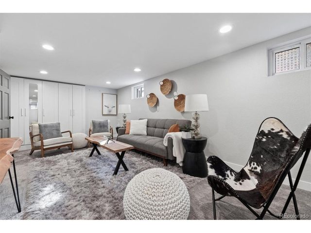 3137 W 34th Ave, Denver, CO 80211