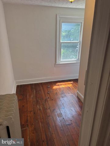 1225 N RANDOLPH ST, Philadelphia, PA 19122